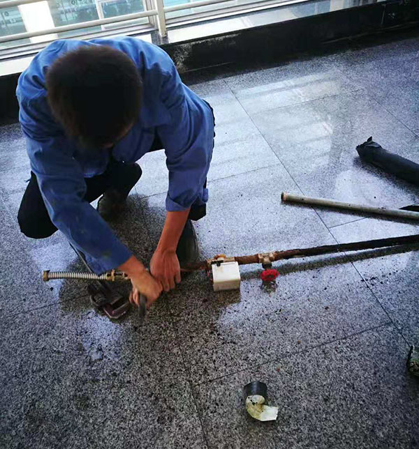 成都中央空調(diào)風管清洗成功案例 成都中央空調(diào)風管清洗成功案例